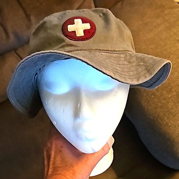 RARE. Abercrombie & Fitch Bucket Hat W/RedCross Emblem - Picture 1 of 6